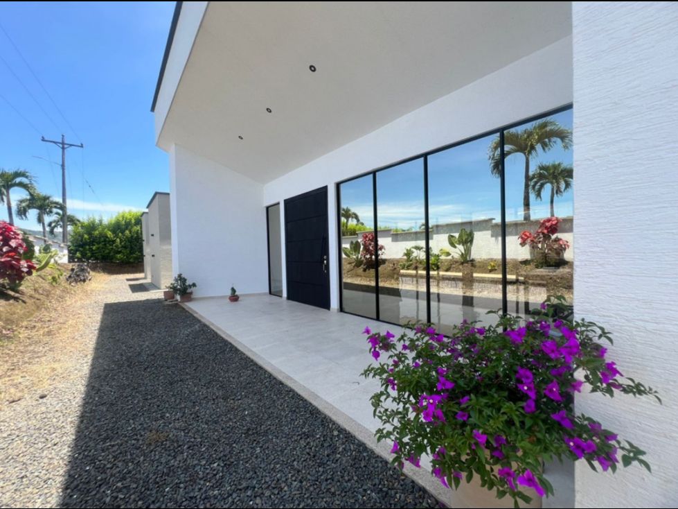 Casa Campestre en arriendo Risaralda Pereira Pereira 420 m2 Habitaciones 3 Baños 4 Garajes 4 Precio $8000000