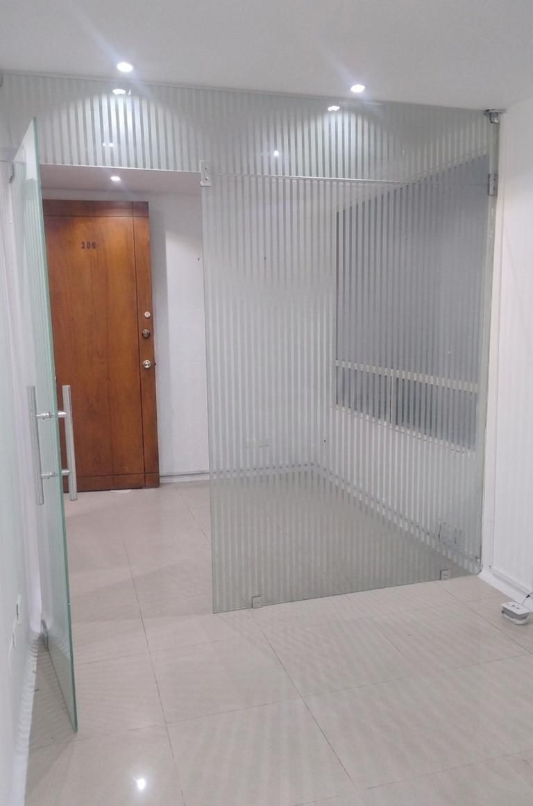 Oficina en arriendo Cundinamarca Bogotá Puente Largo 13 m2 Habitaciones 0 Baños 0 Garajes 0 Precio $900000