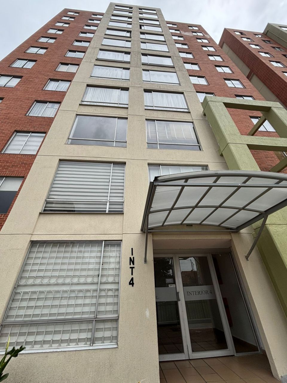 Apartamento en venta Cundinamarca Bogotá San Antonio Nor - Occidental 66 m2 Habitaciones 3 Baños 2 Garajes 1 Precio $320000000