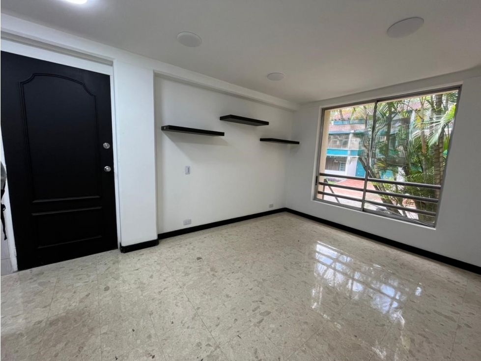 Apartaestudio en arriendo Antioquia Envigado Mt Villa Grande 55 m2 Habitaciones 1 Baños 1 Garajes 1 Precio $2500000