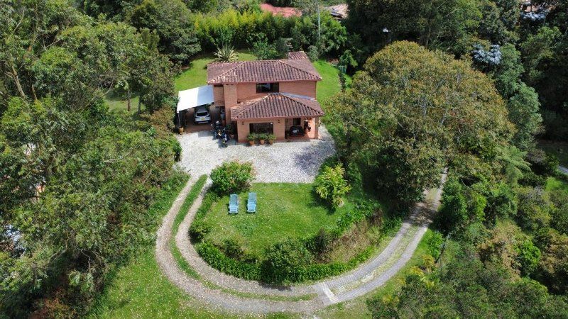 Casa en venta Antioquia Rionegro San Antonio 3750 m2 Habitaciones 3 Baños 3 Garajes 0 Precio $1590000000