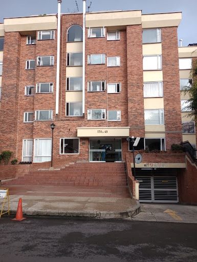 Apartamento en arriendo Cundinamarca Bogotá Prado Veraniego Norte 89 m2 Habitaciones 3 Baños 2 Garajes 1 Precio $3000000
