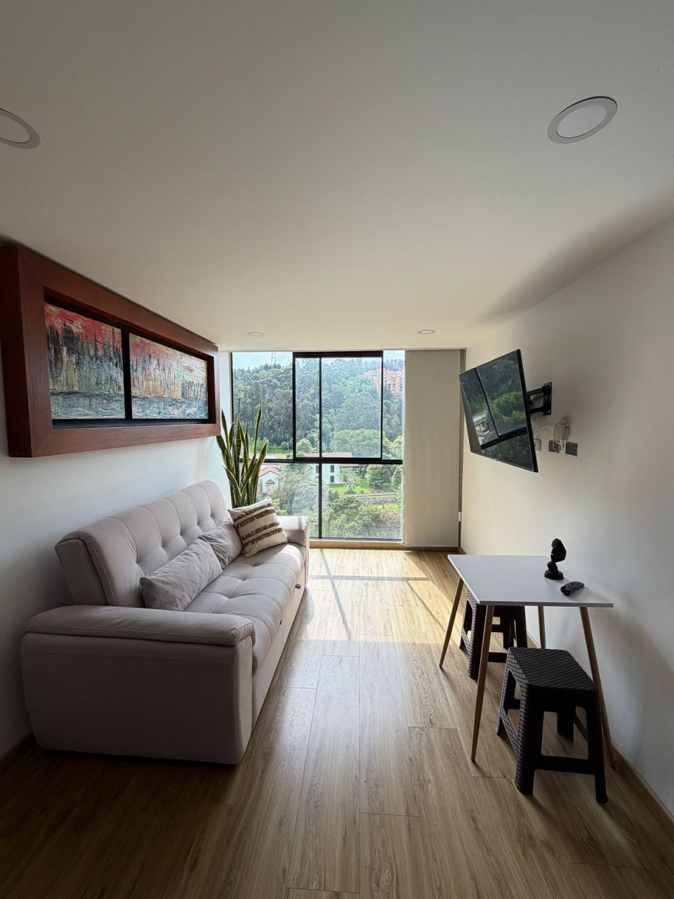 Apartamento en arriendo Cundinamarca Bogotá El Plan 51 m2 Habitaciones 2 Baños 2 Garajes 1 Precio $3700000