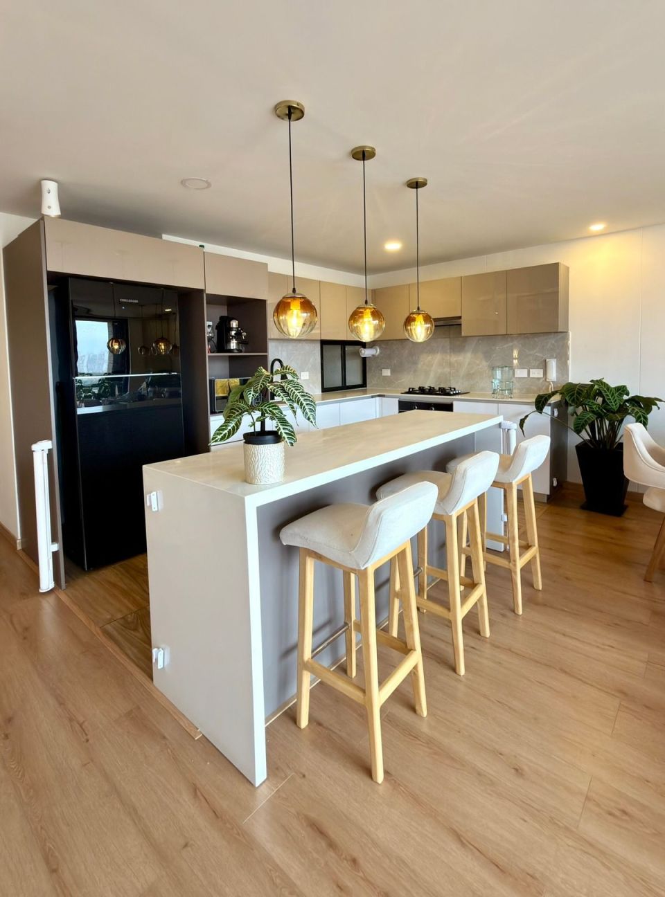 Apartamento en venta Cundinamarca Bogotá Mazurén 108 m2 Habitaciones 3 Baños 2 Garajes 2 Precio $910000000
