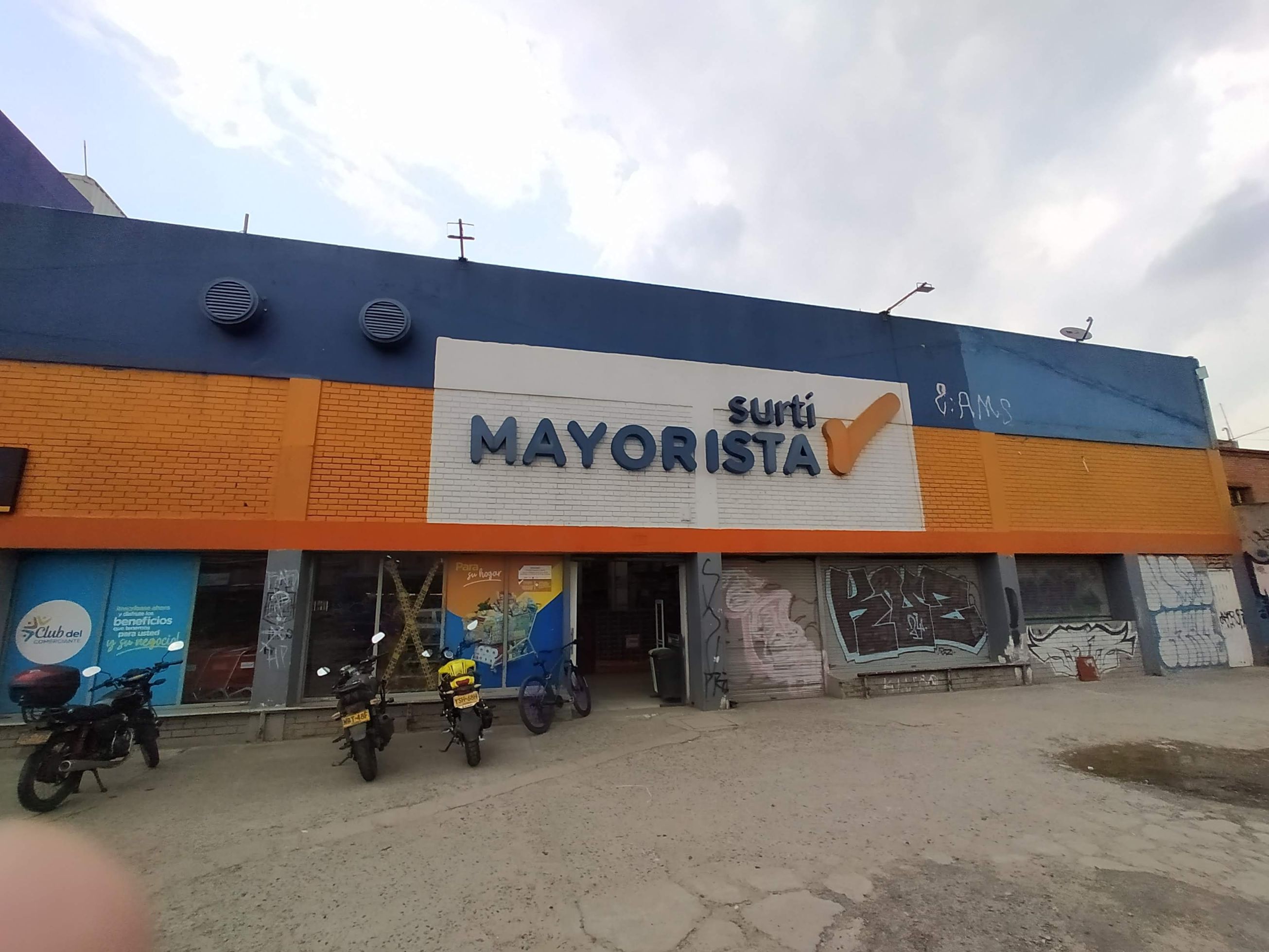 Bodega en venta Cundinamarca Bogotá Granjas Del Dorado 4245 m2 Habitaciones 0 Baños 4 Garajes 0 Precio $10000000000