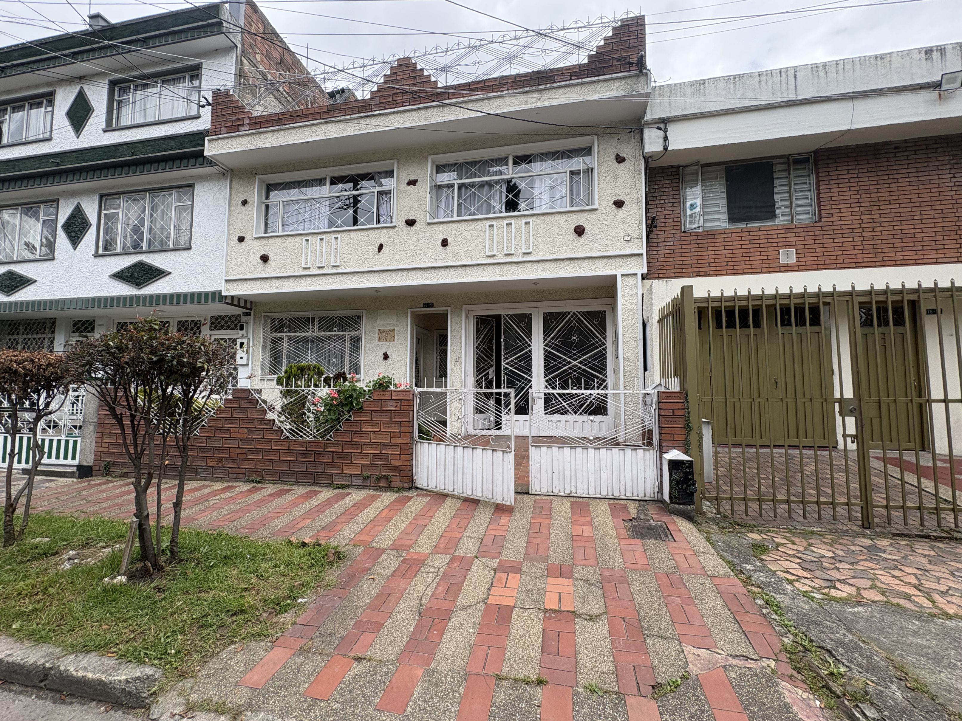 Casa en arriendo Cundinamarca Bogotá Bonanza 450 m2 Habitaciones 6 Baños 6 Garajes 1 Precio $6500000