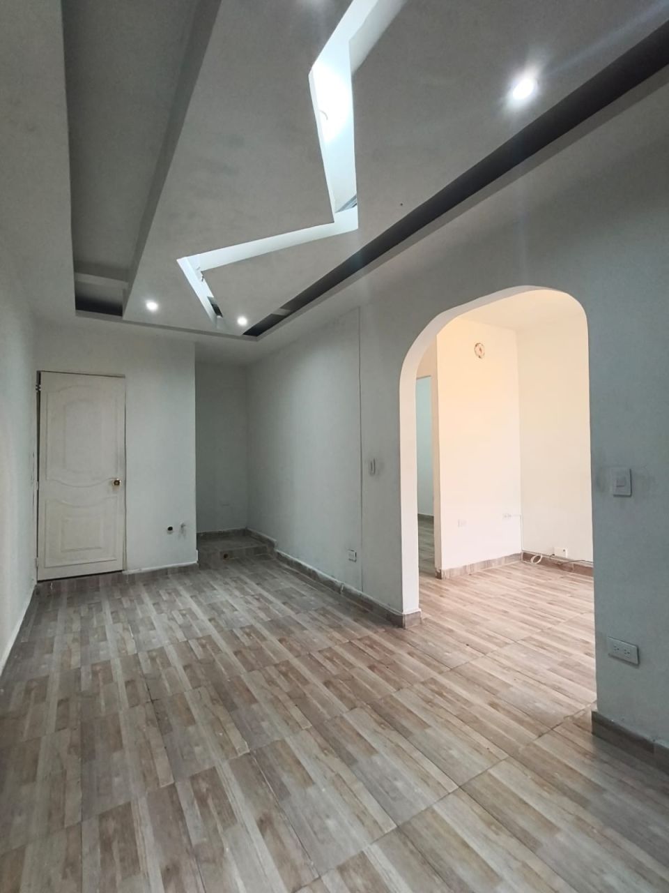Apartamento en arriendo Valle Del Cauca Cali Las Delicias 80 m2 Habitaciones 3 Baños 1 Garajes 0 Precio $1600000