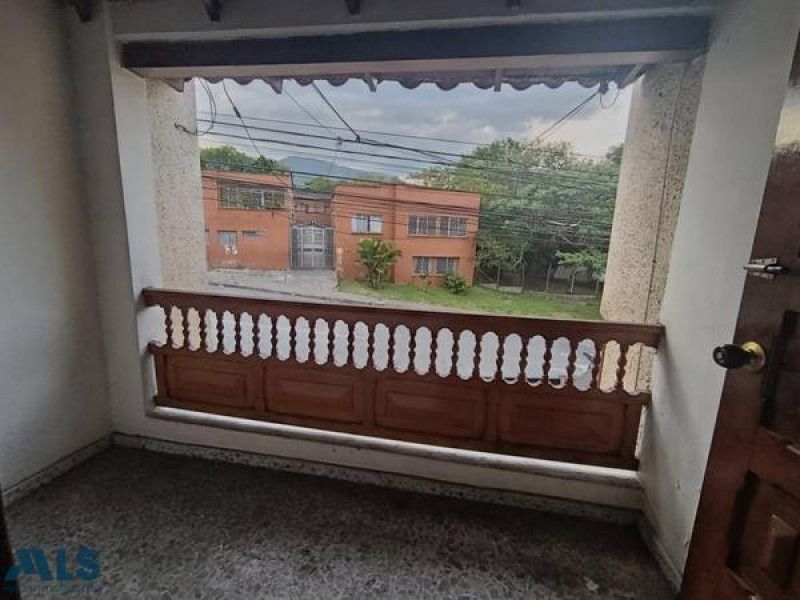 Casa en venta Antioquia Medellín Santa Monica 121 m2 Habitaciones 3 Baños 2 Garajes 0 Precio $580000000