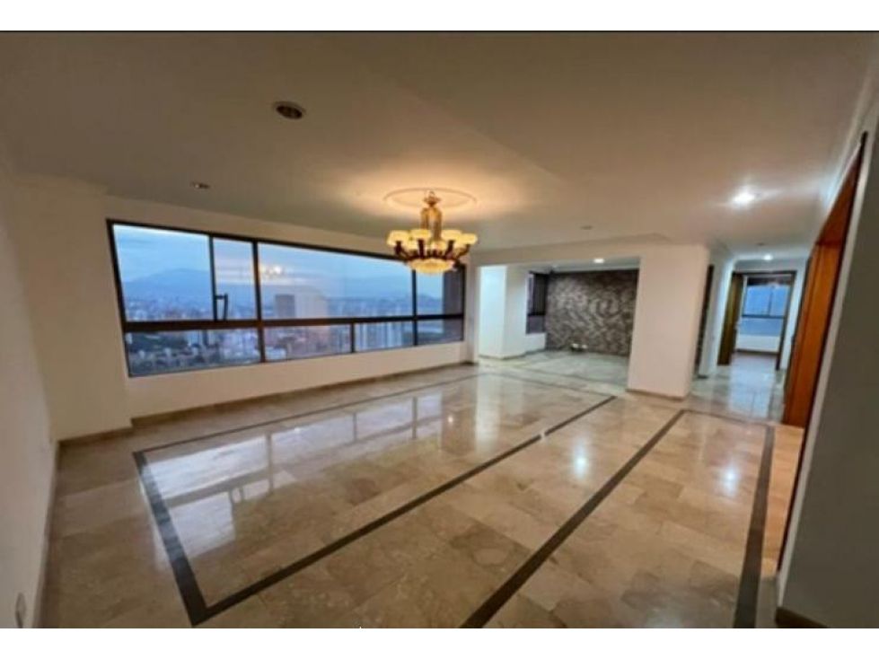 Apartamento en arriendo Antioquia Medellín Los Balsos No1 226 m2 Habitaciones 3 Baños 5 Garajes 3 Precio $11000000