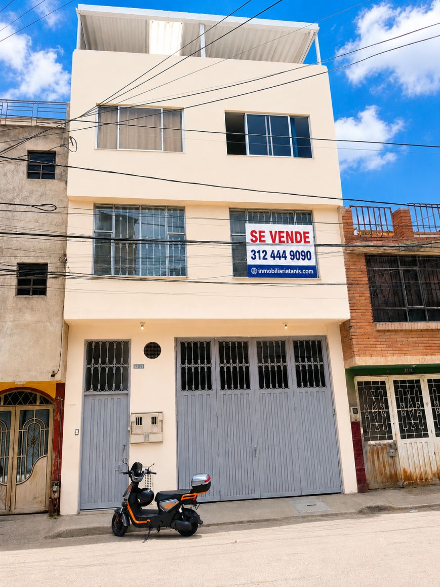 Casa en venta Cundinamarca Bogotá Las Vegas De Santa Ana 211 m2 Habitaciones 4 Baños 4 Garajes 4 Precio $575000000