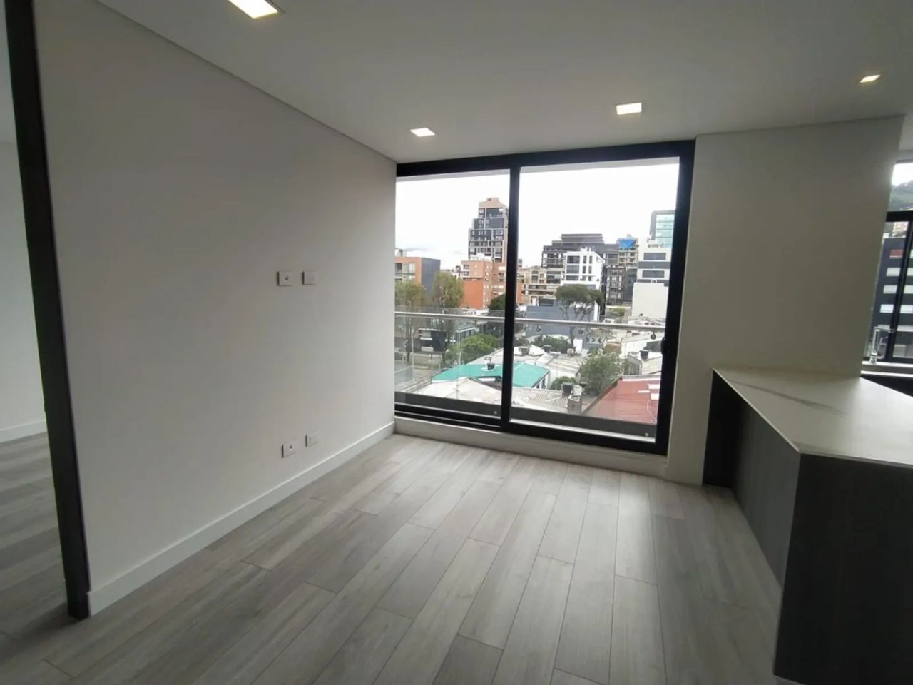 Apartamento en venta Cundinamarca Bogotá Santa Barbara Oriental 48 m2 Habitaciones 1 Baños 1 Garajes 1 Precio $403000000