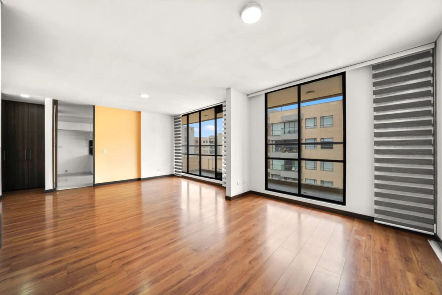 Apartamento en venta Cundinamarca Bogotá Cantalejo 163 m2 Habitaciones 3 Baños 4 Garajes 2 Precio $770000000