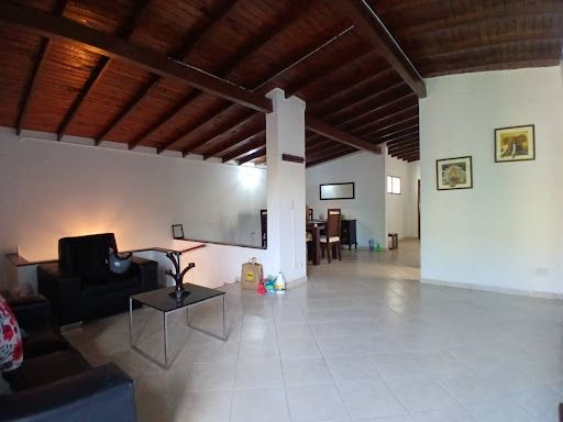Casa en arriendo Antioquia Medellín Simon Bolivar 180 m2 Habitaciones 4 Baños 2 Garajes 1 Precio $3500000