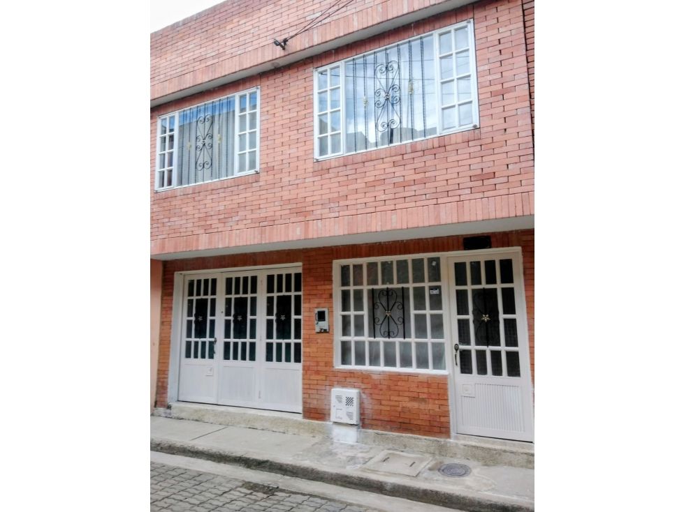 Casa en venta Cundinamarca Mosquera El Dorado 150 m2 Habitaciones 6 Baños 3 Garajes 1 Precio $410000000