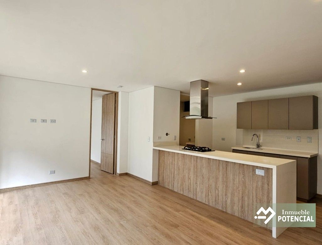 Apartamento en arriendo Antioquia El Retiro La Primavera 78 m2 Habitaciones 2 Baños 2 Garajes 2 Precio $3500000