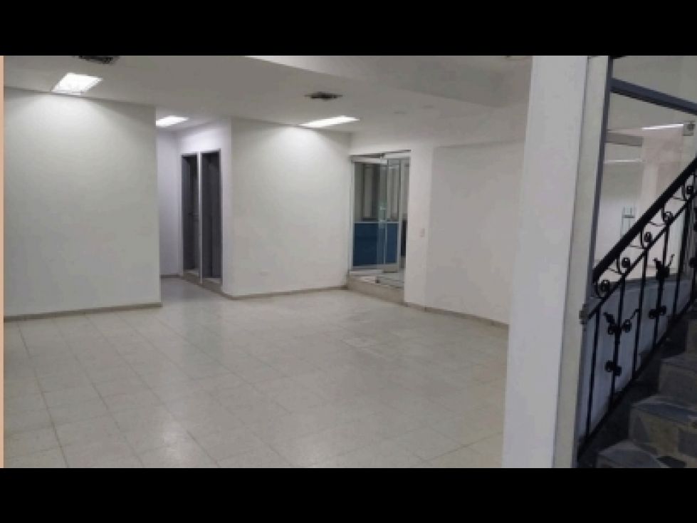 Oficina en arriendo Meta Villavicencio San Isidro 265 m2 Habitaciones 0 Baños 4 Garajes 0 Precio $10000000