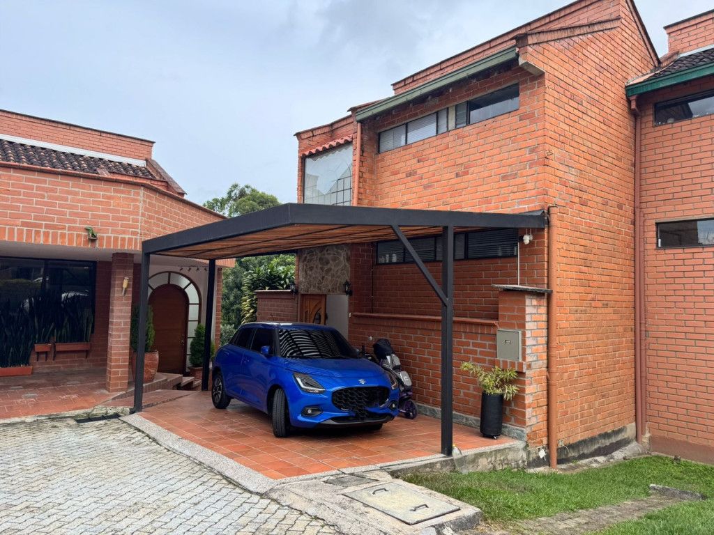Casa en arriendo Antioquia Rionegro Cuatro Esquinas 340 m2 Habitaciones 3 Baños 4 Garajes 0 Precio $6700000
