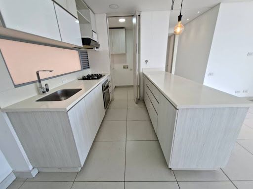Apartamento en arriendo Antioquia Envigado La Inmaculada 105 m2 Habitaciones 3 Baños 3 Garajes 2 Precio $5300000