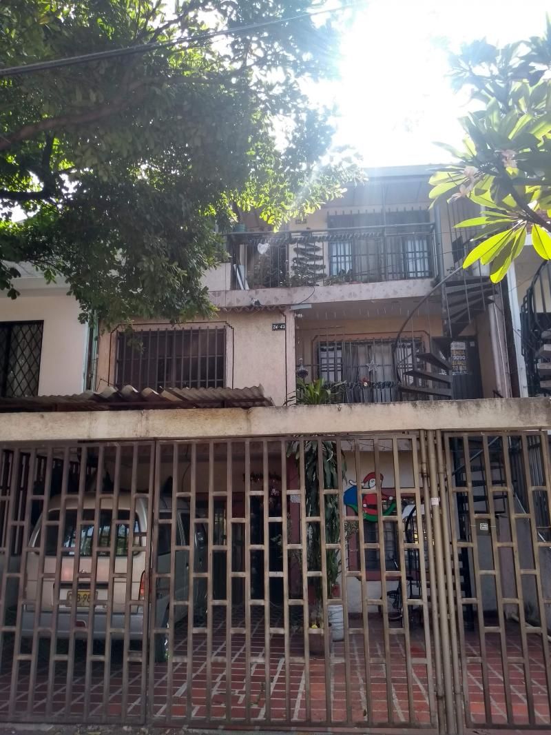 Apartamento en arriendo Valle Del Cauca Cali Ulpiano Lloreda 55 m2 Habitaciones 2 Baños 1 Garajes 1 Precio $620000