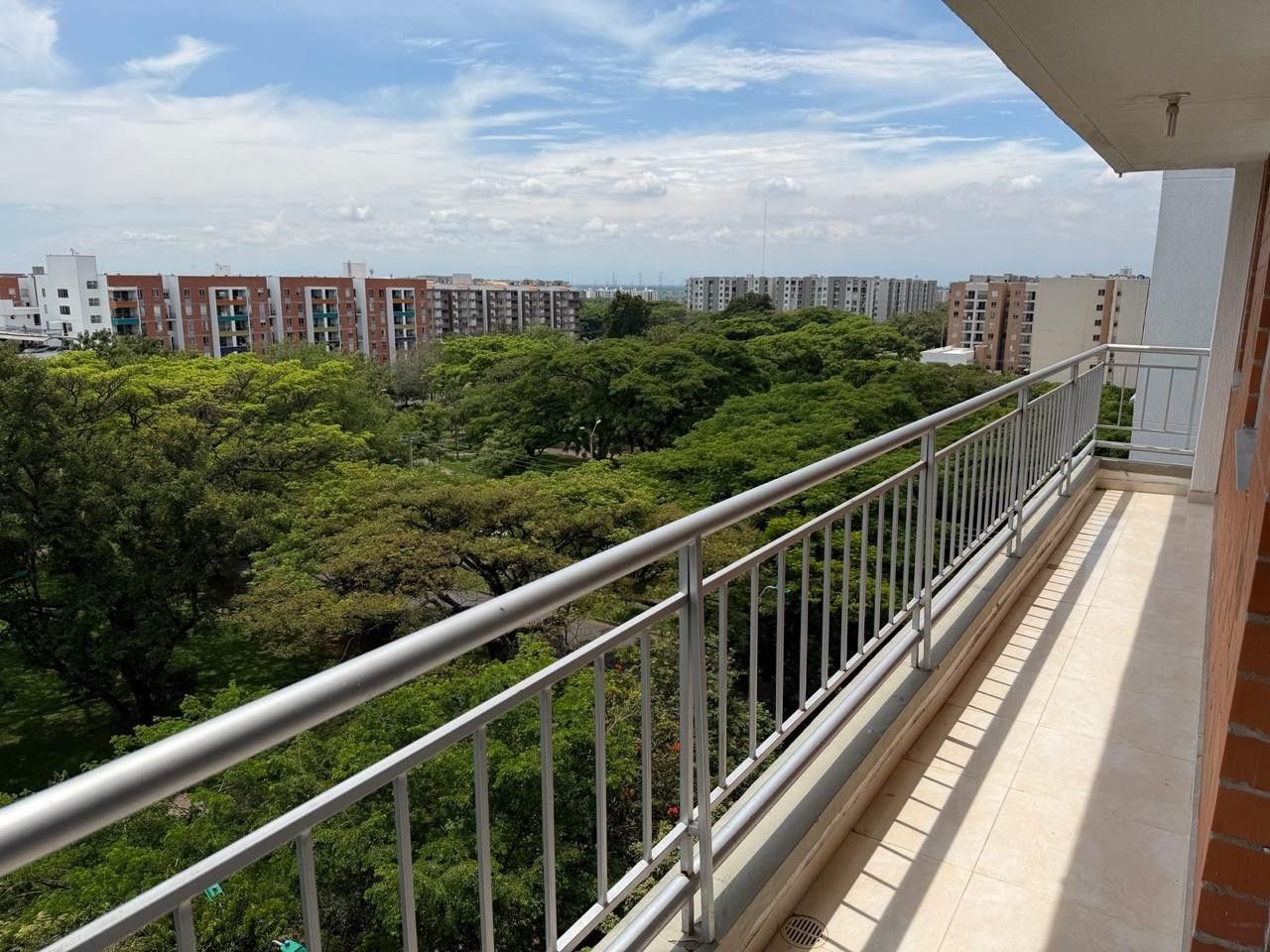 Apartamento en venta Valle Del Cauca Cali Conjunto Residencial Parques De La Bocha 84 m2 Habitaciones 3 Baños 2 Garajes 1 Precio $359000000