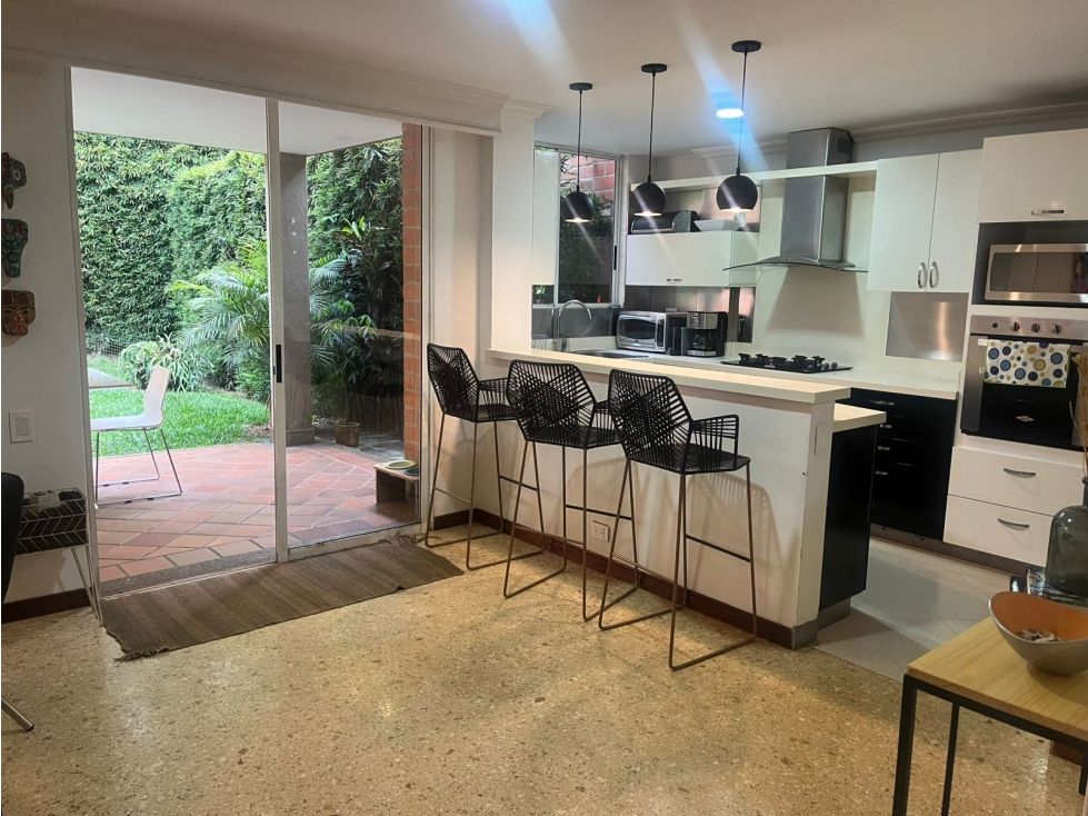 Casa en venta Antioquia Medellín El Tesoro 197 m2 Habitaciones 3 Baños 3 Garajes 2 Precio $1590000000