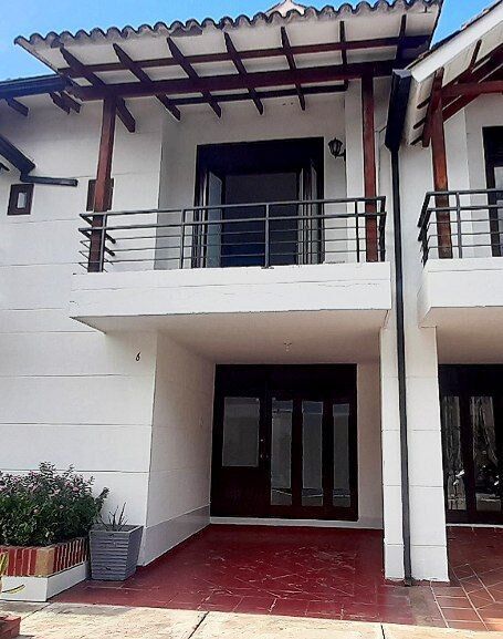 Casa en venta Meta Villavicencio Asd 131 m2 Habitaciones 3 Baños 4 Garajes 1 Precio $470000000