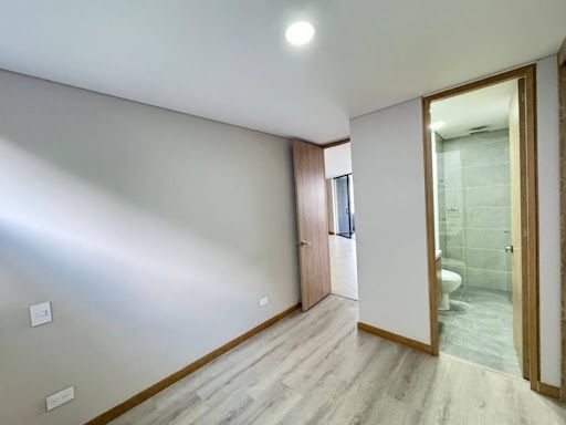 Apartamento en arriendo Antioquia Medellín Asomadera No2 120 m2 Habitaciones 3 Baños 3 Garajes 2 Precio $5850000