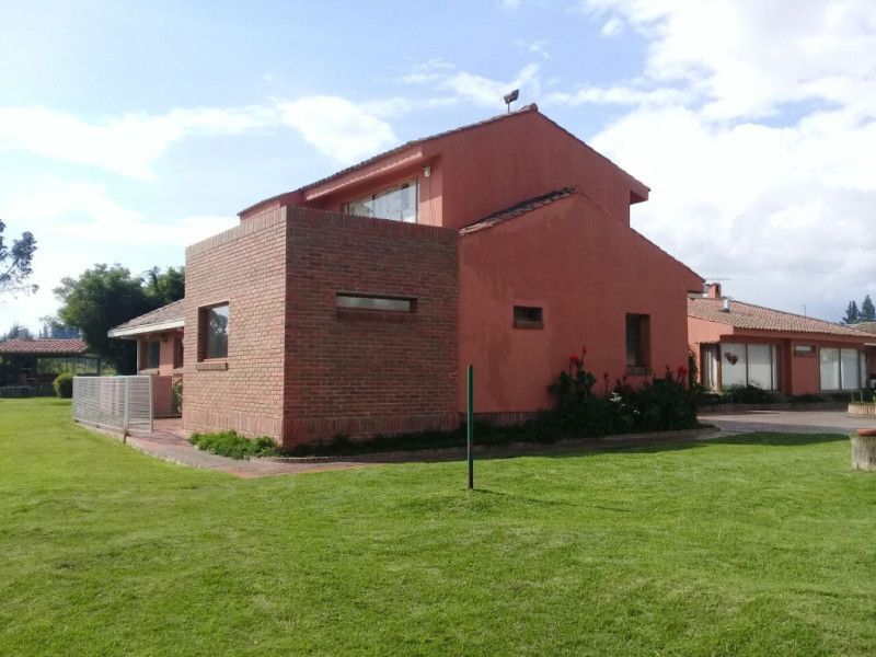Casa Campestre en venta Cundinamarca Subachoque Subachoque 470 m2 Habitaciones 4 Baños 5 Garajes 8 Precio $3800000000