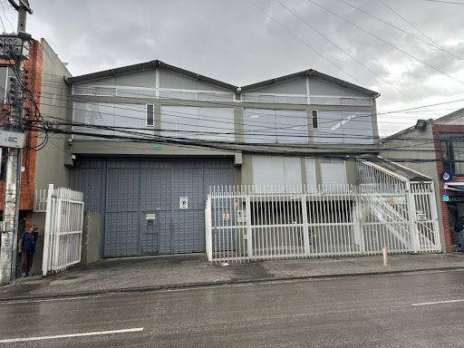 Bodega en arriendo Cundinamarca Bogotá Toberin 1222 m2 Habitaciones 0 Baños 12 Garajes 3 Precio $30000000