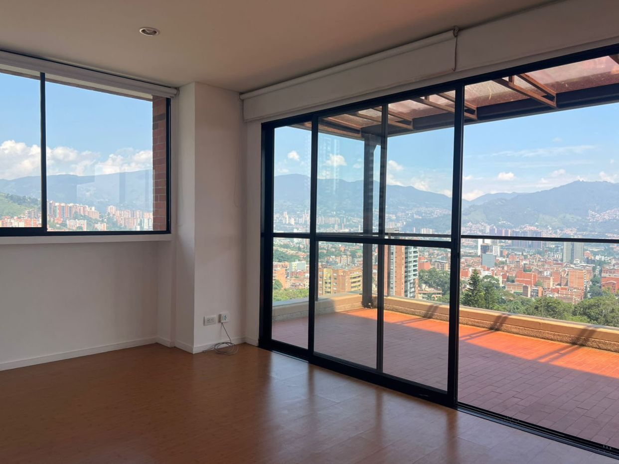 Apartamento en arriendo Antioquia Envigado Loma De Las Brujas 75 m2 Habitaciones 2 Baños 2 Garajes 2 Precio $4750000