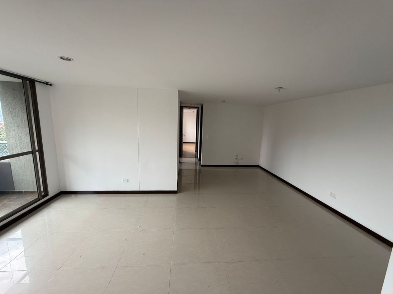 Apartamento en arriendo Antioquia Envigado La Abadia 85 m2 Habitaciones 3 Baños 2 Garajes 1 Precio $4150000