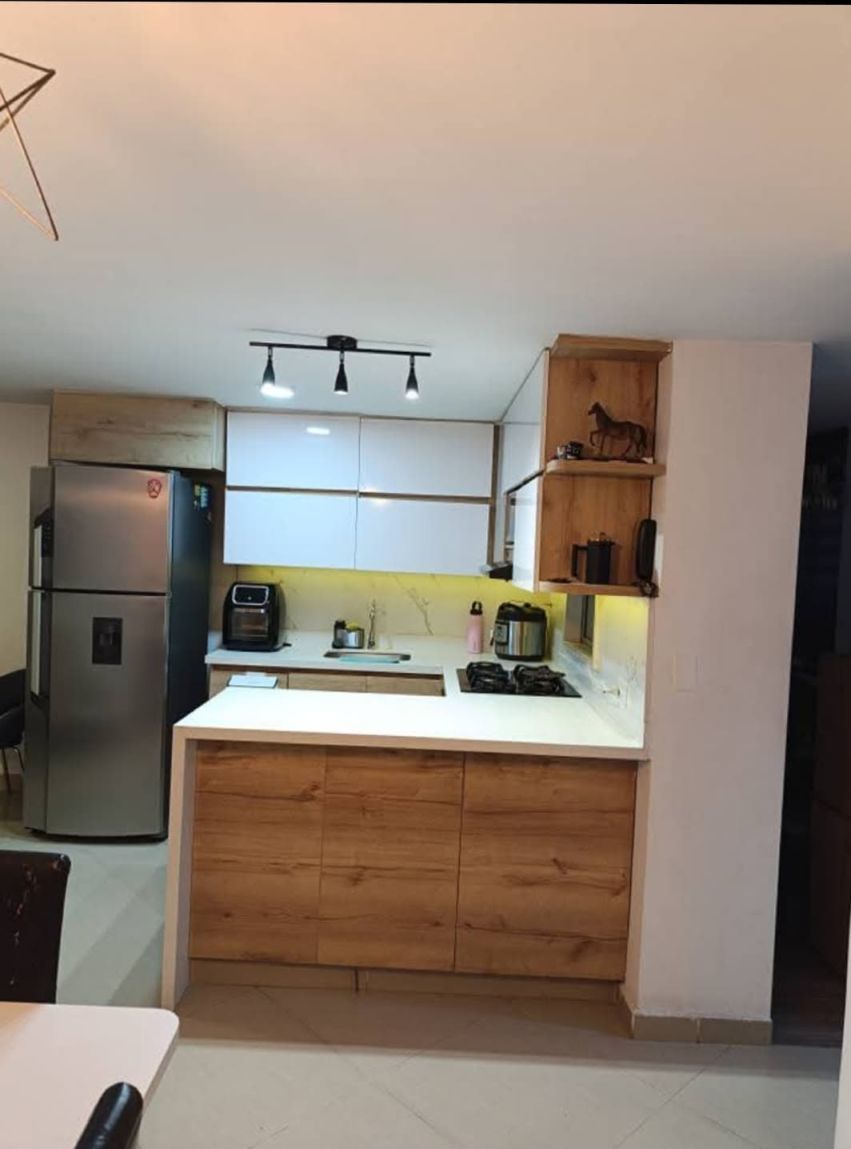 Apartamento en venta Antioquia Medellín La Pilarica 61 m2 Habitaciones 3 Baños 2 Garajes 1 Precio $428000000