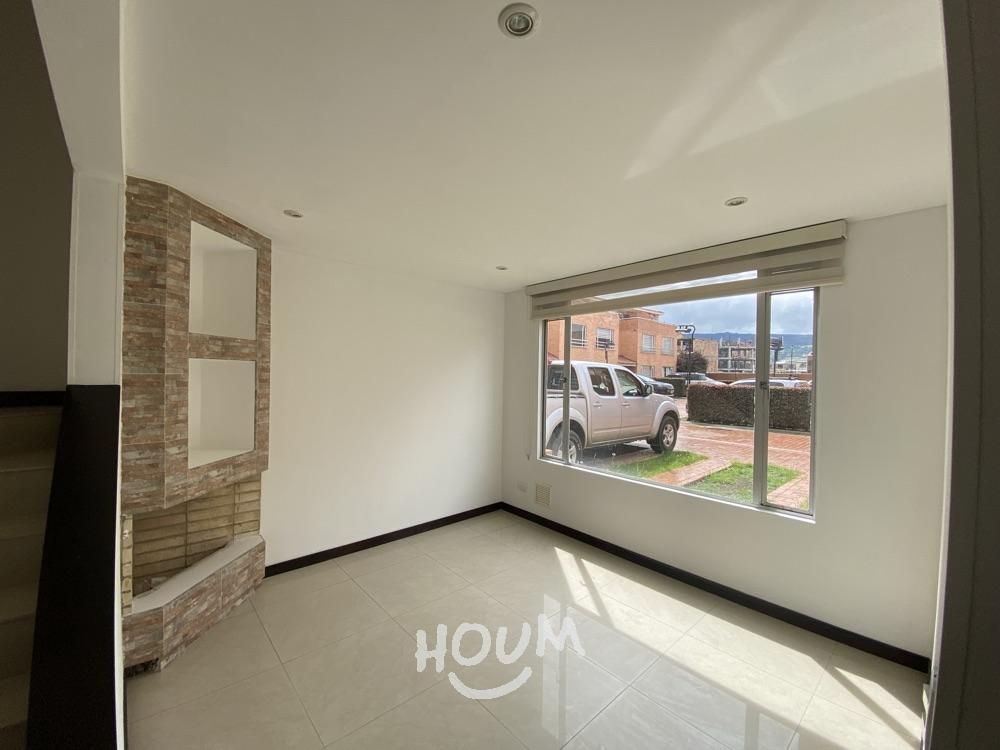 Casa en arriendo Cundinamarca Chía Ub Lindarajas De Chia 100 m2 Habitaciones 3 Baños 3 Garajes 2 Precio $2900000