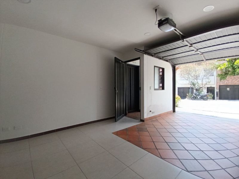 Apartamento en arriendo Antioquia Medellín El Danubio 70 m2 Habitaciones 2 Baños 2 Garajes 1 Precio $2600000