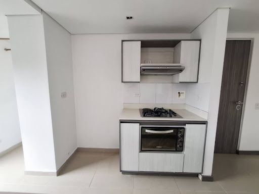 Apartamento en arriendo Antioquia Medellín Suramericana 85 m2 Habitaciones 3 Baños 2 Garajes 1 Precio $3500000