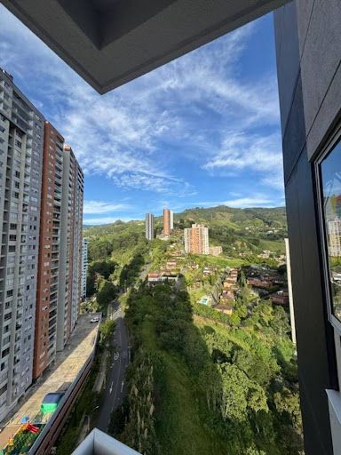 Apartamento en arriendo Antioquia Sabaneta Holanda 85 m2 Habitaciones 3 Baños 2 Garajes 1 Precio $3500000