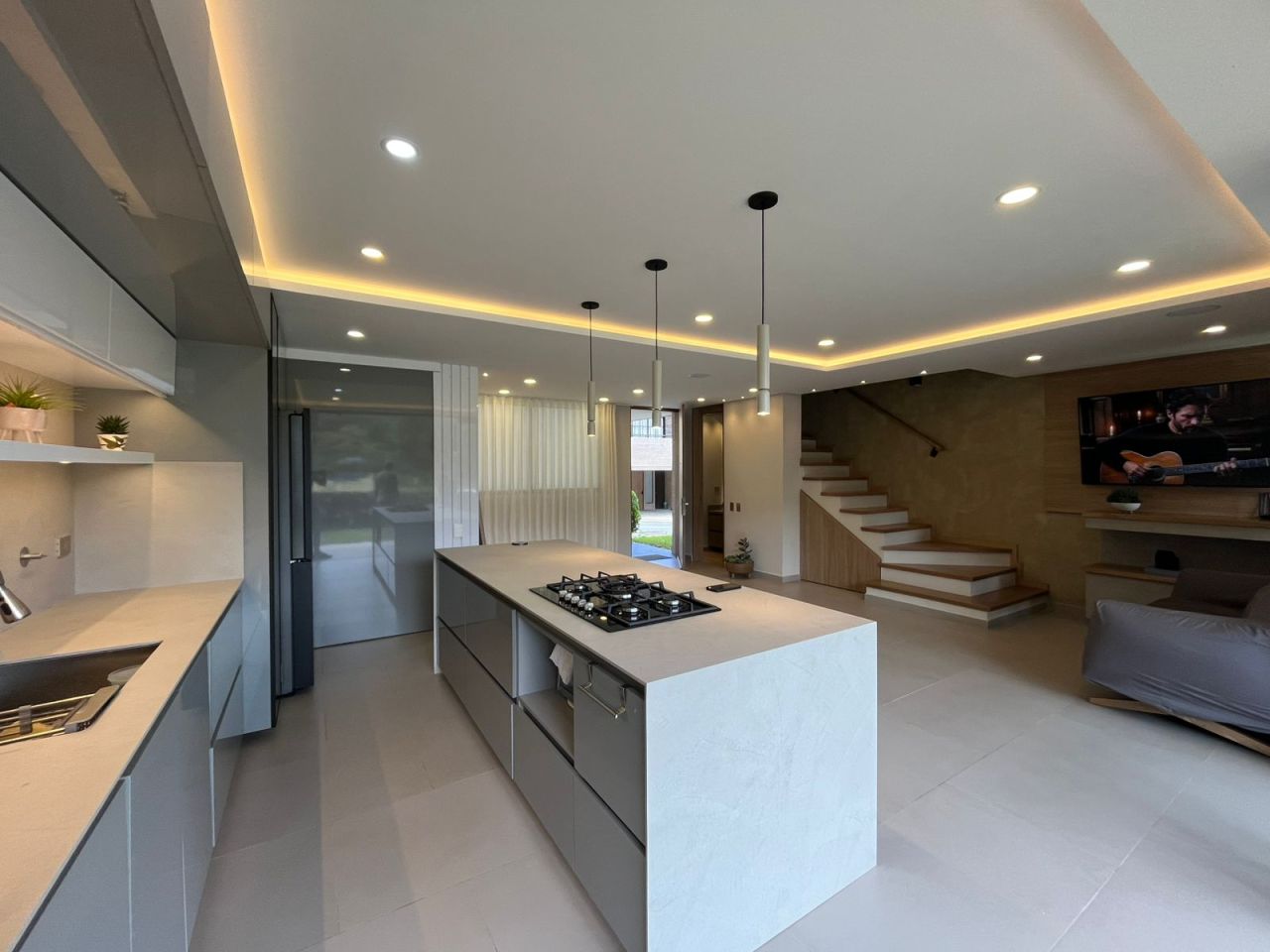 Casa en arriendo Antioquia El Retiro El Plan 183 m2 Habitaciones 2 Baños 3 Garajes 1 Precio $7500000
