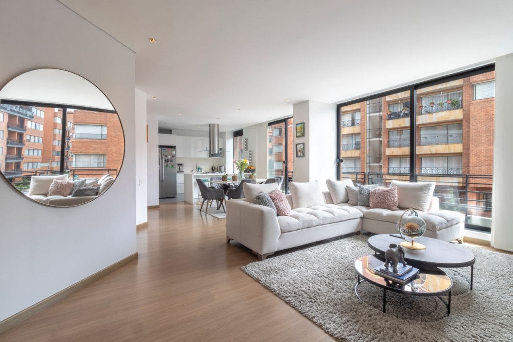 Apartamento en arriendo Cundinamarca Bogotá Santa Barbara Occidental 104 m2 Habitaciones 2 Baños 2 Garajes 2 Precio $7200000