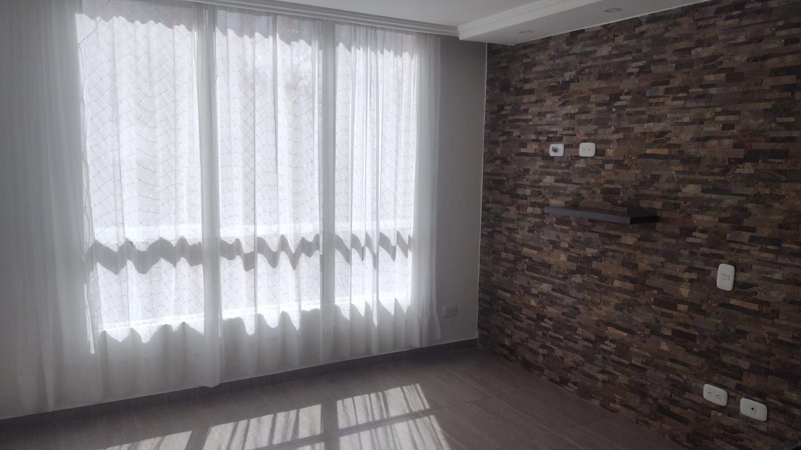 Apartamento en arriendo Cundinamarca Bogotá Los Pantanos 52 m2 Habitaciones 3 Baños 1 Garajes 0 Precio $1050000