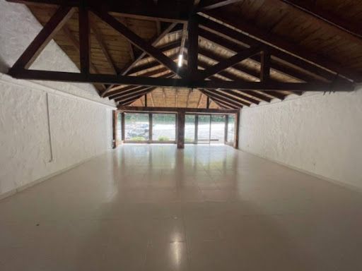 Local en arriendo Antioquia El Retiro El Retiro 84 m2 Habitaciones 0 Baños 1 Garajes 2 Precio $2700000