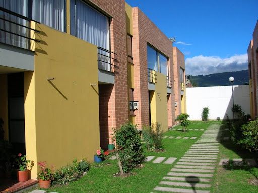 Casa en arriendo Cundinamarca Chía El Cairo 84 m2 Habitaciones 3 Baños 3 Garajes 1 Precio $2300000