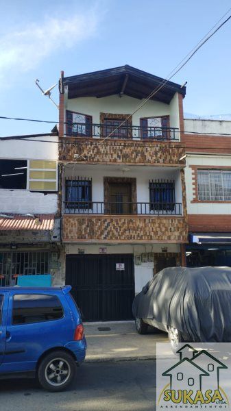 Casa en arriendo Antioquia Medellín Cristo Rey 80 m2 Habitaciones 3 Baños 1 Garajes 0 Precio $2000000