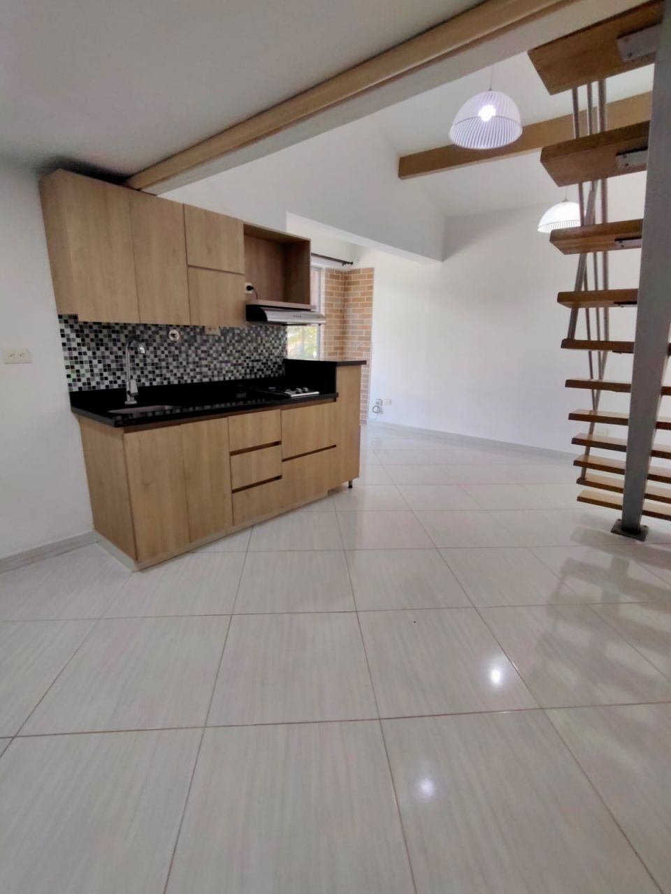 Apartaestudio en arriendo Antioquia Medellín Laureles 35 m2 Habitaciones 1 Baños 1 Garajes 0 Precio $2300000