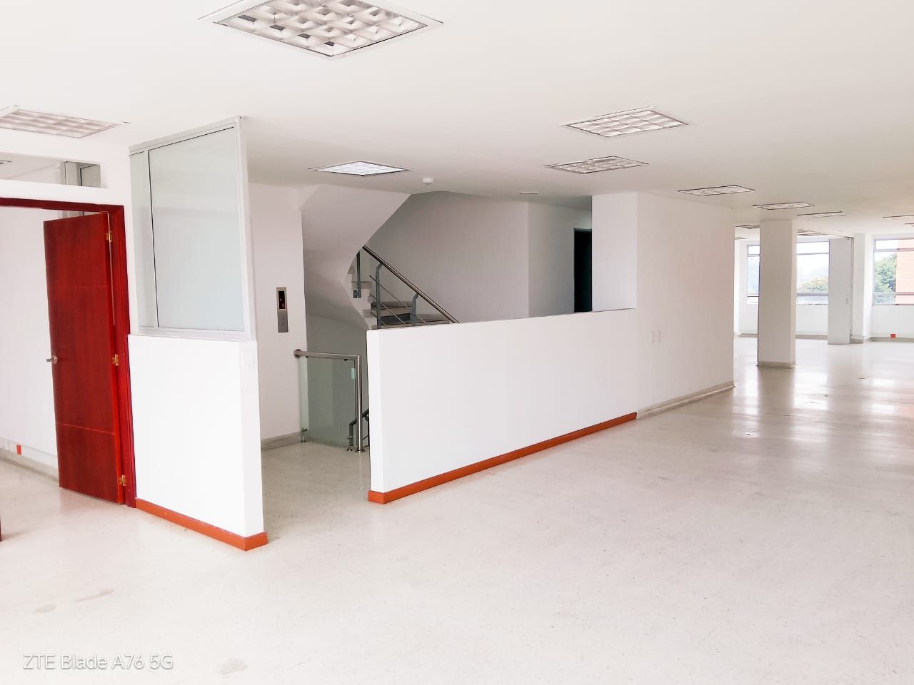 Edificio en arriendo Cundinamarca Bogotá Villa Magdala 1000 m2 Habitaciones 6 Baños 6 Garajes 6 Precio $26000000