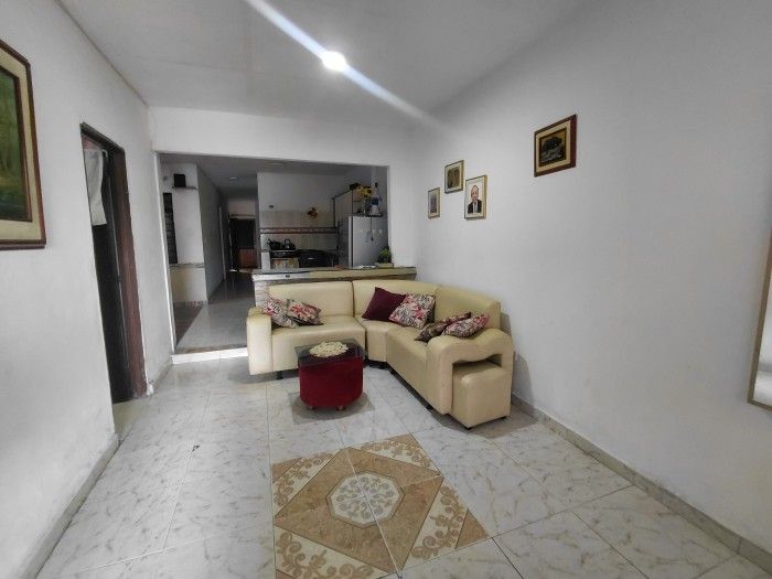 Casa en venta Valle Del Cauca Cali Villa Colombia 240 m2 Habitaciones 7 Baños 3 Garajes 0 Precio $515000000