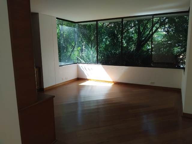 Apartamento en venta Antioquia Medellín Astorga 260 m2 Habitaciones 4 Baños 5 Garajes 3 Precio $1750000000