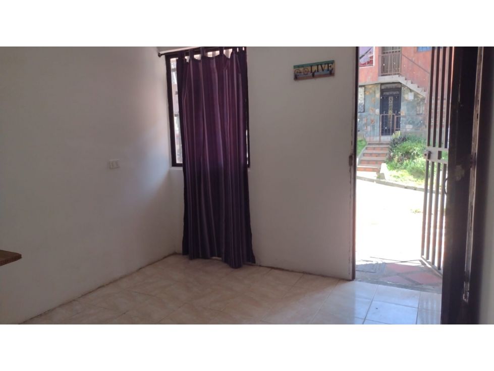 Apartaestudio en arriendo Antioquia Medellín Las Playas 20 m2 Habitaciones 0 Baños 1 Garajes 0 Precio $980000