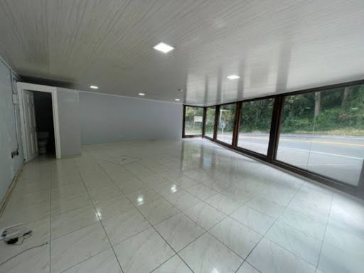 Local en arriendo Antioquia El Retiro El Retiro 60 m2 Habitaciones 0 Baños 1 Garajes 2 Precio $2700000