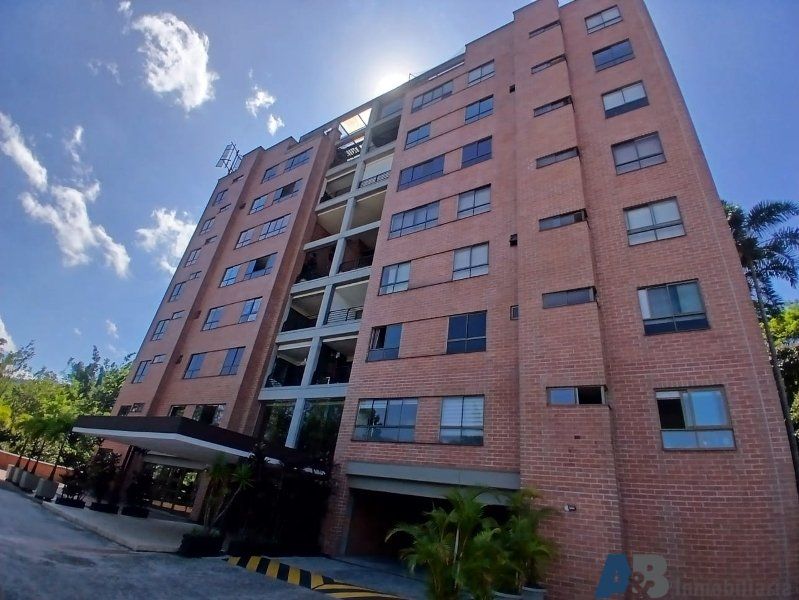 Apartamento en arriendo Antioquia Medellín El Tesoro 350 m2 Habitaciones 3 Baños 4 Garajes 4 Precio $8500000