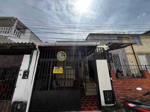 Casa en arriendo Santander Piedecuesta Br San Carlos 120 m2 Habitaciones 3 Baños 3 Garajes 1 Precio $1800000